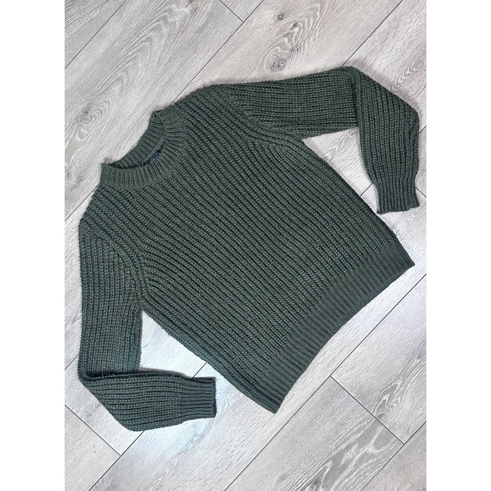 Forever 21 Knit Crewneck Sweater